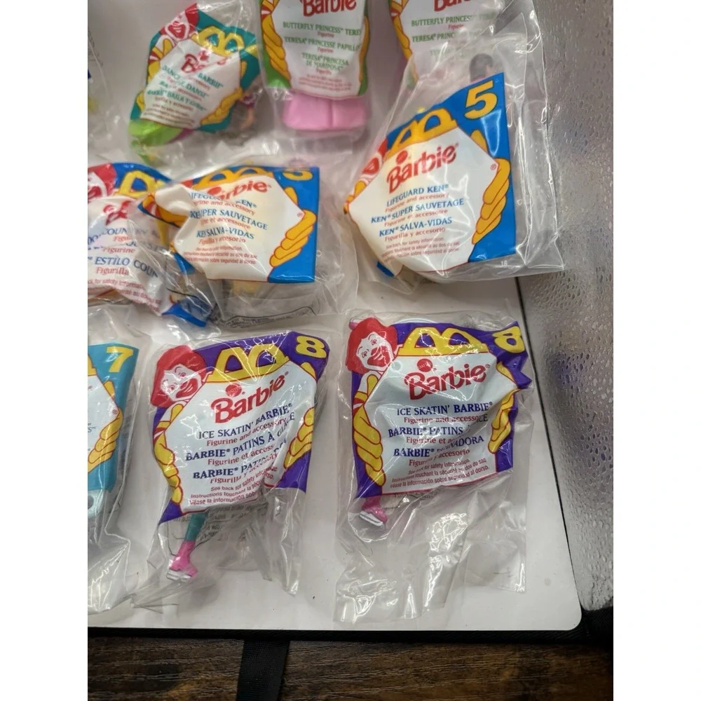 VINTAGE 1994 McDonald's Happy Meal Toys BARBIE Complete set of 8 UNOPENED